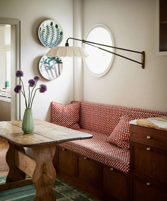 Nooks Before Neutrals
