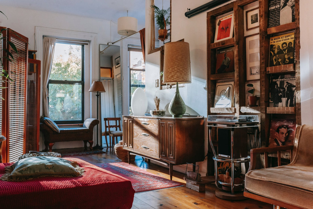 The Art of Negative Space in a Maximalist Room