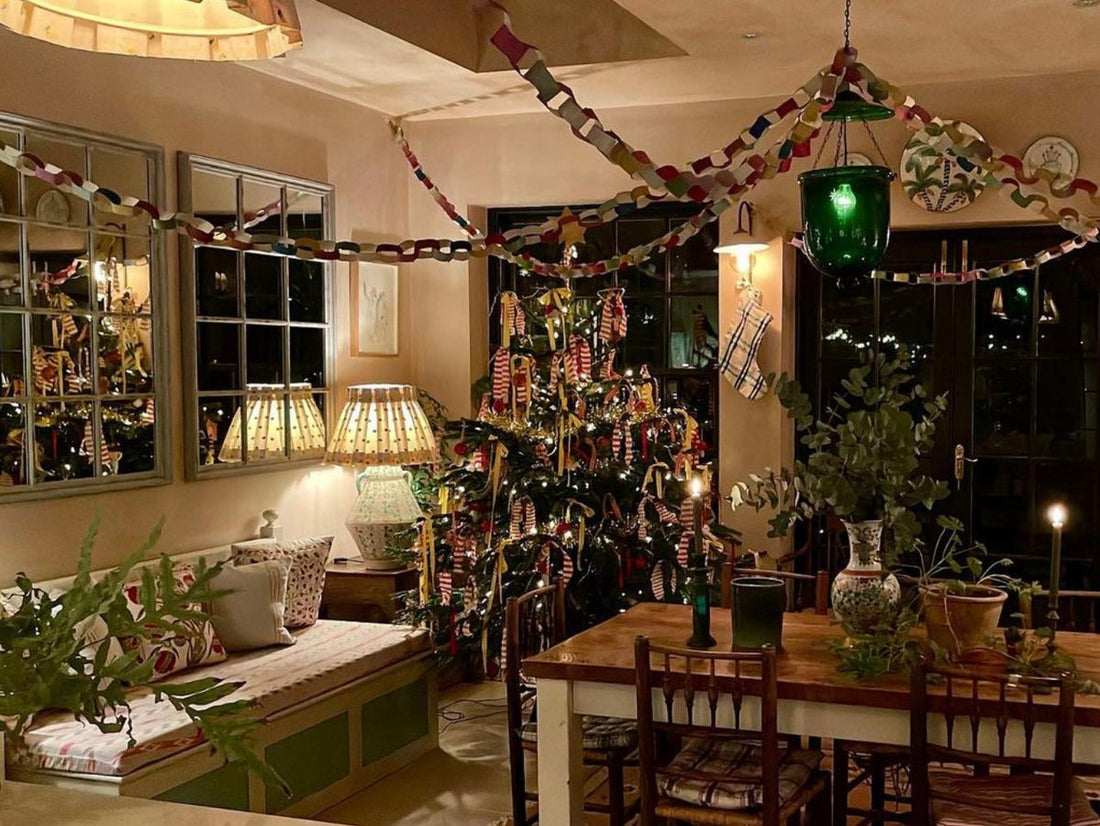 The Comeback of the Humble Paper Chain