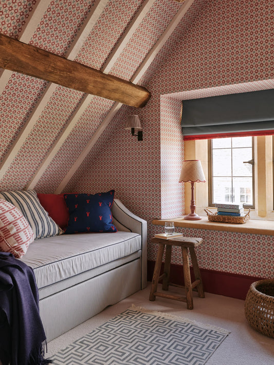 You Can Have a Farmhouse and Colour—Joanna Gaines Lied