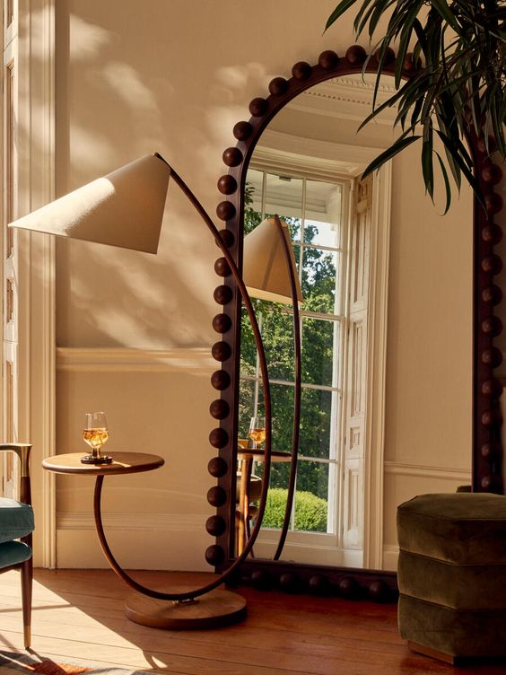 What Makes a Piece Timeless: Key Characteristics to Look For