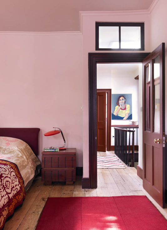 The Fast Fashion Home